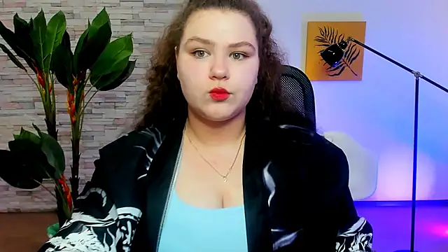 FlorenceAnderson online show from March 14, 2025, 10:50 am