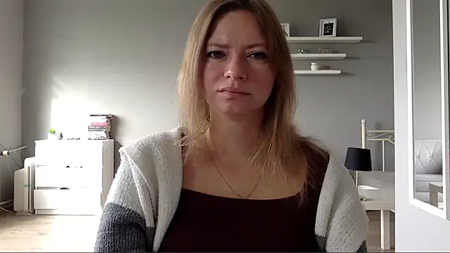 MillieShow online show from September 15, 2025, 7:09 am