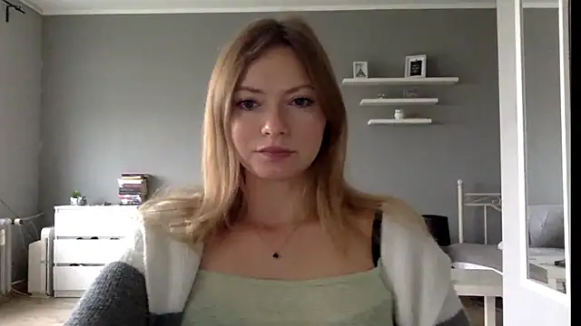 MillieShow online show from September 22, 2025, 2:34 pm