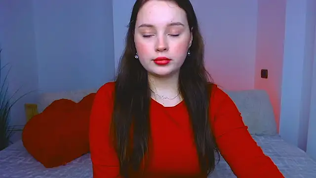 Snapshot of Cute_kitty- chatting on March 14, 2025, 9:32 pm Cute kitty- online show from March 14, 2025, 9:32 pm