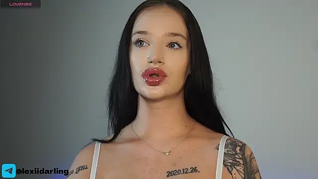 Snapshot of LexiiDarling chatting on July 10, 2026, 4:07 pm LexiiDarling online show from July 10, 2026, 4:07 pm