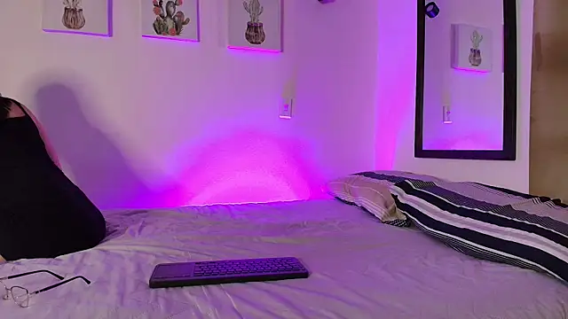 pleasurecompany3 online show from January 11, 2026, 4:41 am