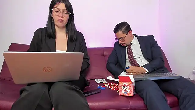 pleasurecompany3 online show from September 25, 2025, 8:26 pm