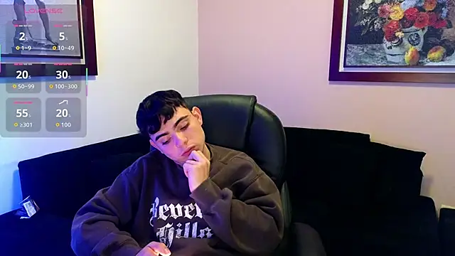 lukeboyce33 online show from October 28, 2025, 2:01 am