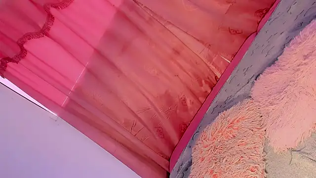 Mariana-ofc online show from September 10, 2025, 11:42 am