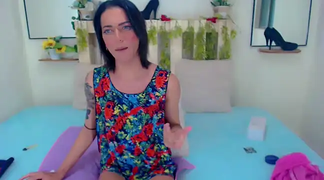 Emily-Ava  online show from March 23, 2025, 12:47 am