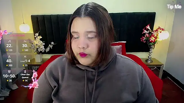 ailyn maury online show from September 9, 2025, 1:27 am