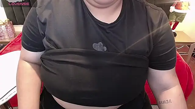 ailyn maury online show from December 2, 2025, 1:28 am