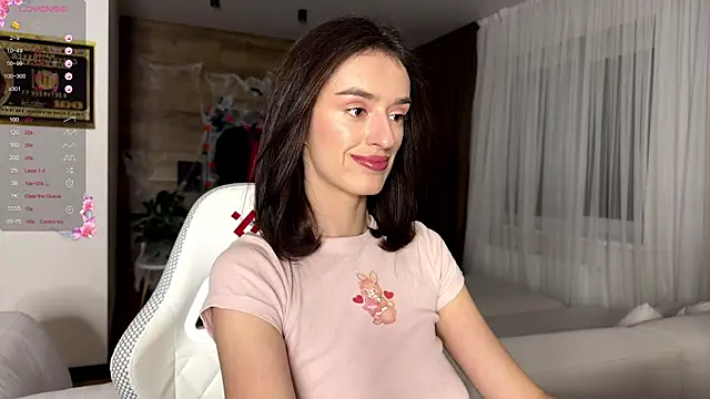 TwinTemptations online show from October 30, 2025, 8:39 pm