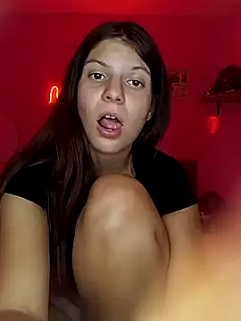 MeCherryy online show from September 17, 2025, 9:50 pm