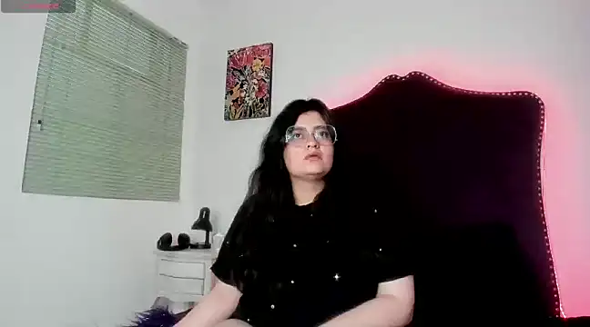 Zoe thoms online show from March 14, 2025, 1:02 pm