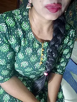 Snapshot of Shalini_telugu09 chatting on June 2, 2026, 1:33 pm Shalini telugu09 online show from June 2, 2026, 1:33 pm