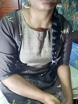 Snapshot of Shalini_telugu09 chatting on October 7, 2025, 6:03 am Shalini telugu09 online show from October 7, 2025, 6:03 am