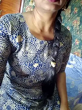 Snapshot of Shalini_telugu09 chatting on September 9, 2025, 4:11 am Shalini telugu09 online show from September 9, 2025, 4:11 am