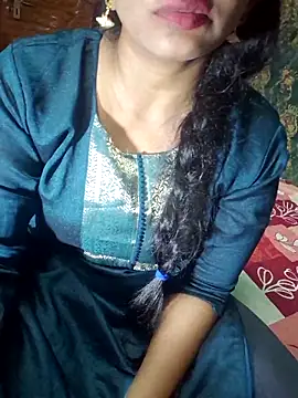 Snapshot of Shalini_telugu09 chatting on November 1, 2025, 2:11 pm Shalini telugu09 online show from November 1, 2025, 2:11 pm