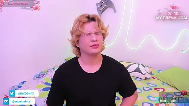 adam angelssss online show from September 11, 2025, 12:43 am