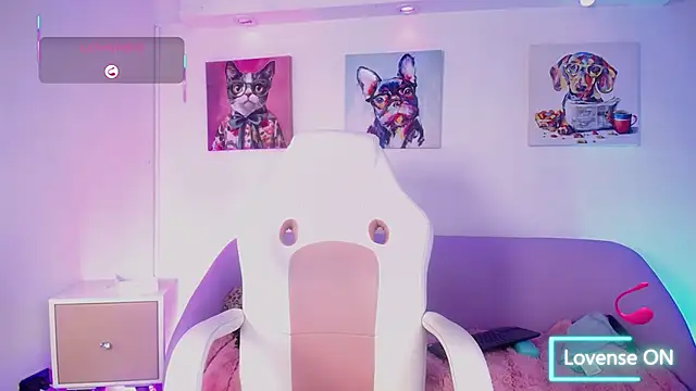 SamyJhomson online show from December 16, 2025, 4:06 am