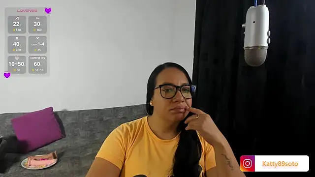 Snapshot of Kattysoto chatting on September 12, 2025, 1:39 am Kattysoto online show from September 12, 2025, 1:39 am