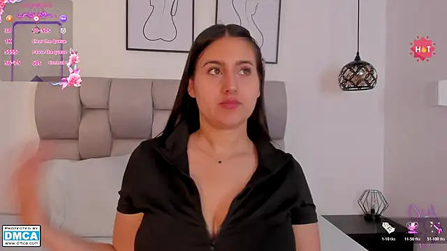 Hanna Evans   online show from November 2, 2025, 12:21 pm