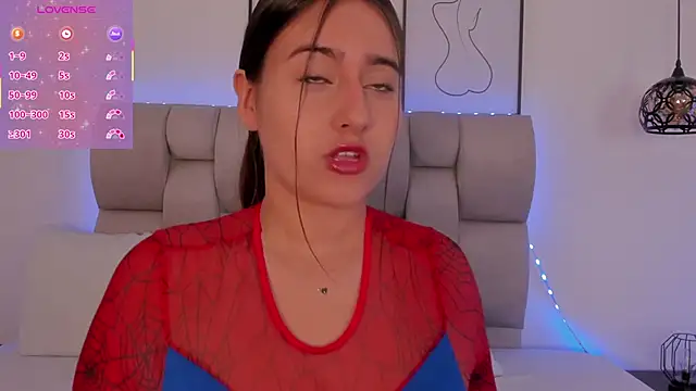 Hanna Evans   online show from January 12, 2026, 12:56 pm