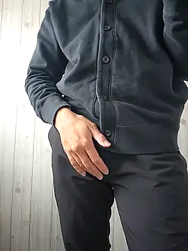 ikeike-kun online show from March 18, 2025, 1:24 am