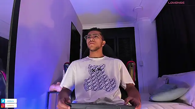 Colstorw  online show from September 11, 2025, 10:26 am