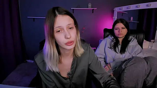 miss  alien online show from March 19, 2025, 4:57 am