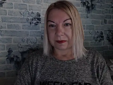 Lillia Ray online show from October 2, 2025, 6:28 am