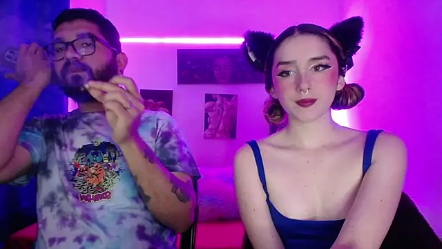 TwinFlamesX online show from October 30, 2025, 4:37 pm