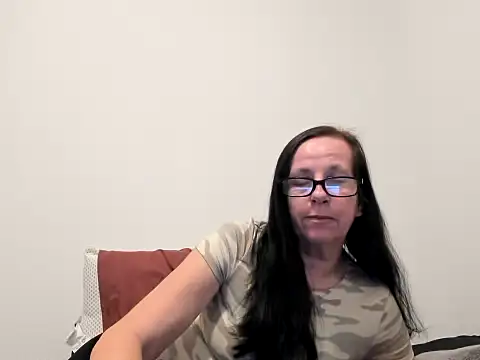 peachgoddess online show from January 8, 2026, 3:12 am