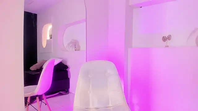 Hot valerygh online show from September 11, 2025, 12:16 pm