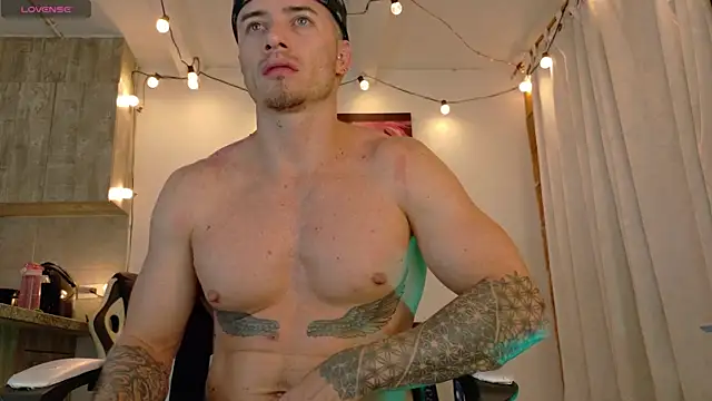 Ryannblue07 online show from October 10, 2025, 12:44 am