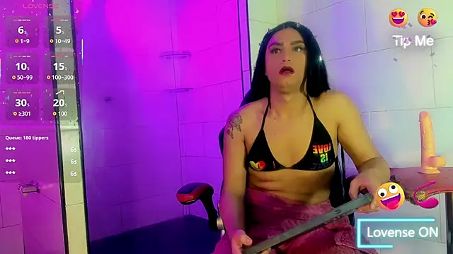 Dayana Dias online show from September 14, 2025, 4:18 pm