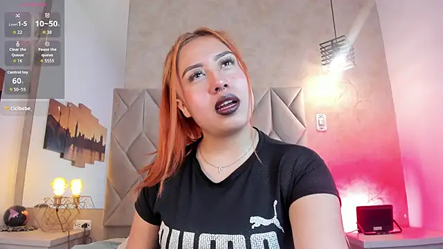 Snapshot of kailinmoonx chatting on May 29, 2026, 1:06 pm kailinmoonx online show from May 29, 2026, 1:06 pm