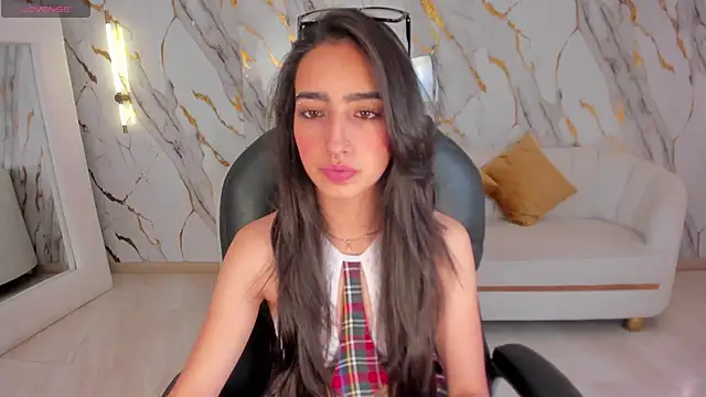 LarisaSmirnov online show from September 9, 2025, 4:33 am