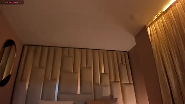 Snapshot of MaiaCollins chatting on September 20, 2025, 6:24 pm MaiaCollins online show from September 20, 2025, 6:24 pm