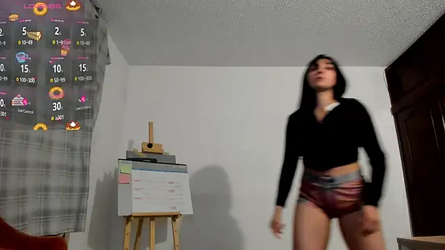 xx chloesex online show from June 28, 2026, 12:17 am