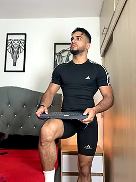 Maximiliano ford online show from October 16, 2025, 10:23 am