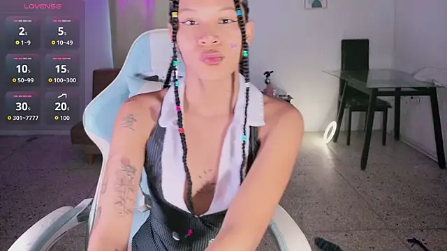 eleselas online show from October 19, 2025, 10:12 pm