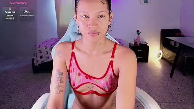 eleselas online show from October 4, 2025, 4:08 pm