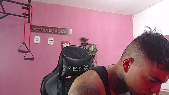 Max Stron111 online show from March 21, 2025, 4:40 pm