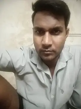 Snapshot of vikesh05 chatting on August 8, 2026, 7:32 pm vikesh05 online show from August 8, 2026, 7:32 pm