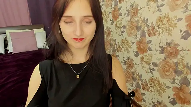 JulietMonli online show from September 27, 2025, 3:23 am