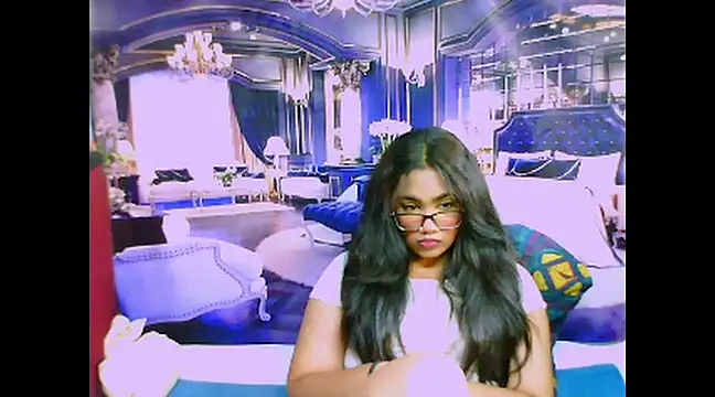 IndianSexyDiva online show from March 21, 2025, 9:45 am