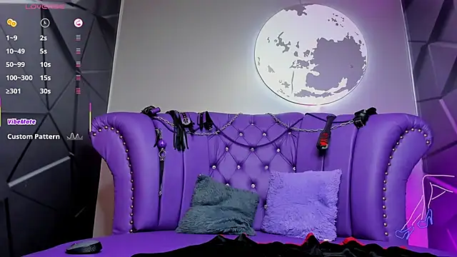 ammytorrez  online show from April 18, 2026, 11:45 am