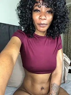 Snapshot of Miss__Mandy chatting on May 8, 2026, 9:07 pm Miss Mandy online show from May 8, 2026, 9:07 pm