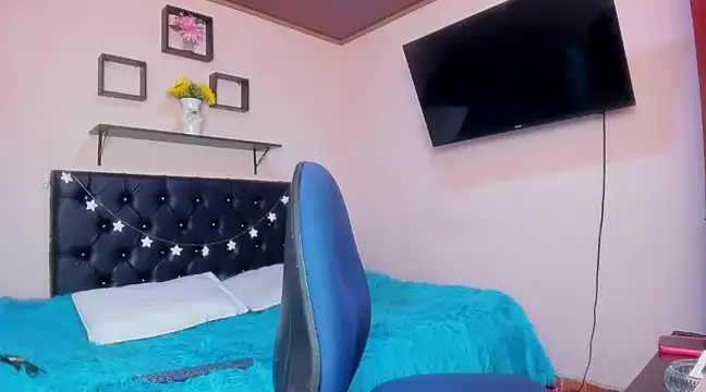 karol f00x online show from March 20, 2025, 1:26 pm