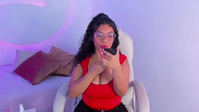 Dayanne campbelll online show from November 4, 2025, 10:35 pm