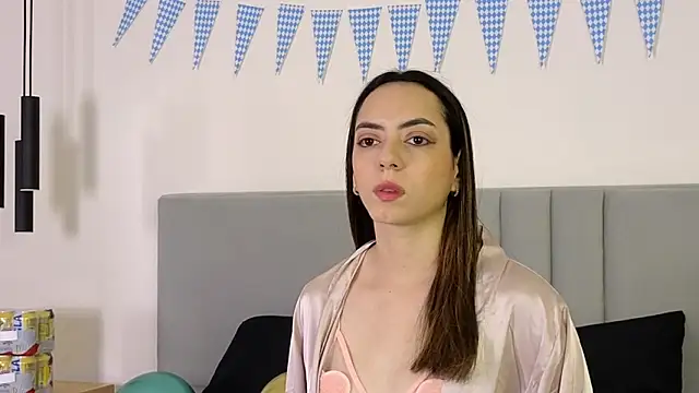 Snapshot of RoseWillsson chatting on September 24, 2025, 12:33 pm RoseWillsson online show from September 24, 2025, 12:33 pm