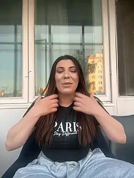 Snapshot of Natasha_Cameron22 chatting on May 29, 2026, 5:41 pm Natasha Cameron22 online show from May 29, 2026, 5:41 pm